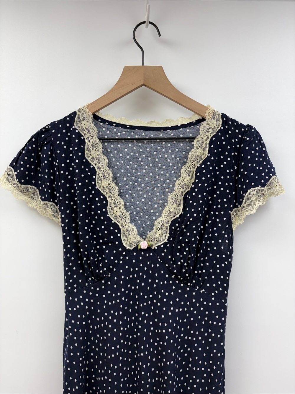 NWT Commense Polka Dot Lace Trim V-Neck Short Sleeve Sheath Dress Navy Medium - Picture 5 of 11